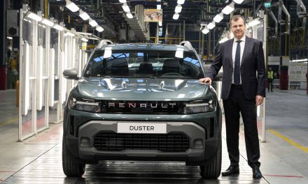 Oyak Renault 8 milyon araç üretti
