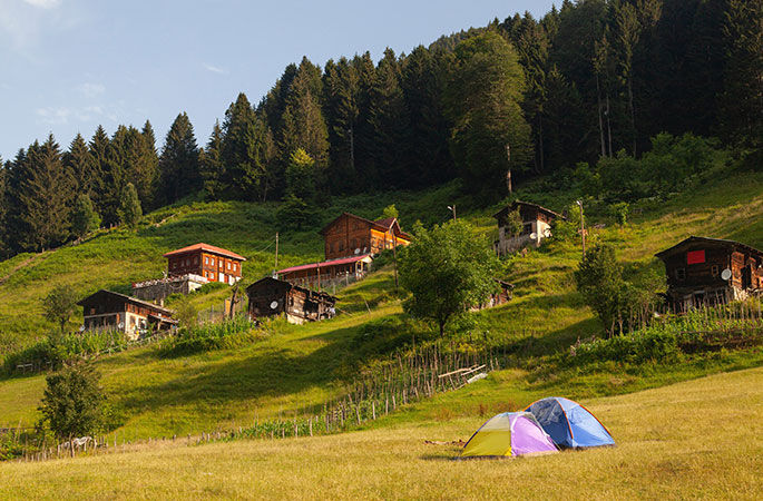 Yaz sıcaklarında serinleten tatil rotaları