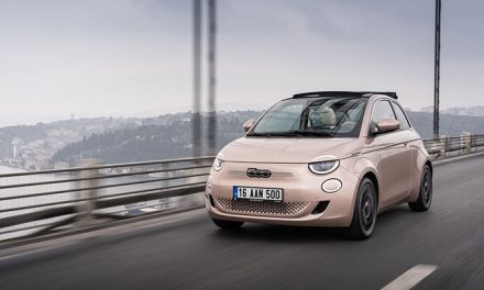 Fiat 500e 9 saniyede 100 km hıza çıkıyor