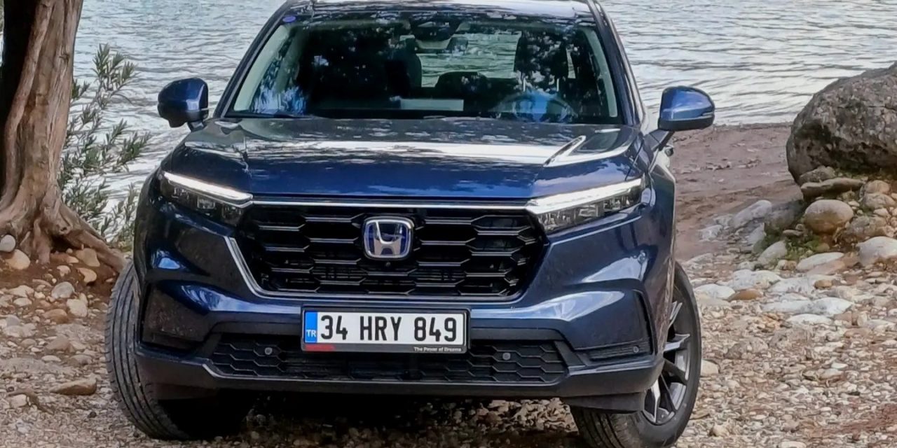 Yeni Honda CR-V hem asfalt hem de off road’da iddialı geldi