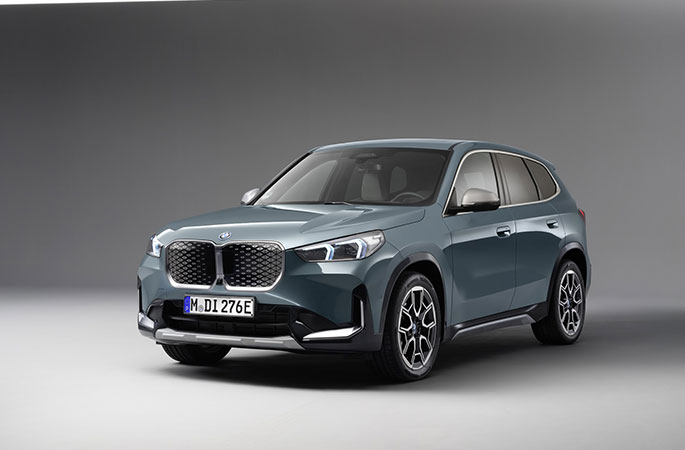 BMW X2 sDrive20i ve iX1 eDrive20 satışa çıkıyor