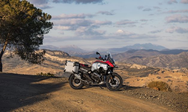 En güçlü  BMW R 1300 GS yola indi