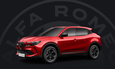 Alfa Romeo Junior ön satışa çıkıyor