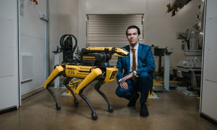 Robot Bekçı̇ Köpeğı̇ “Rover”üretimde aktif rol  alacak