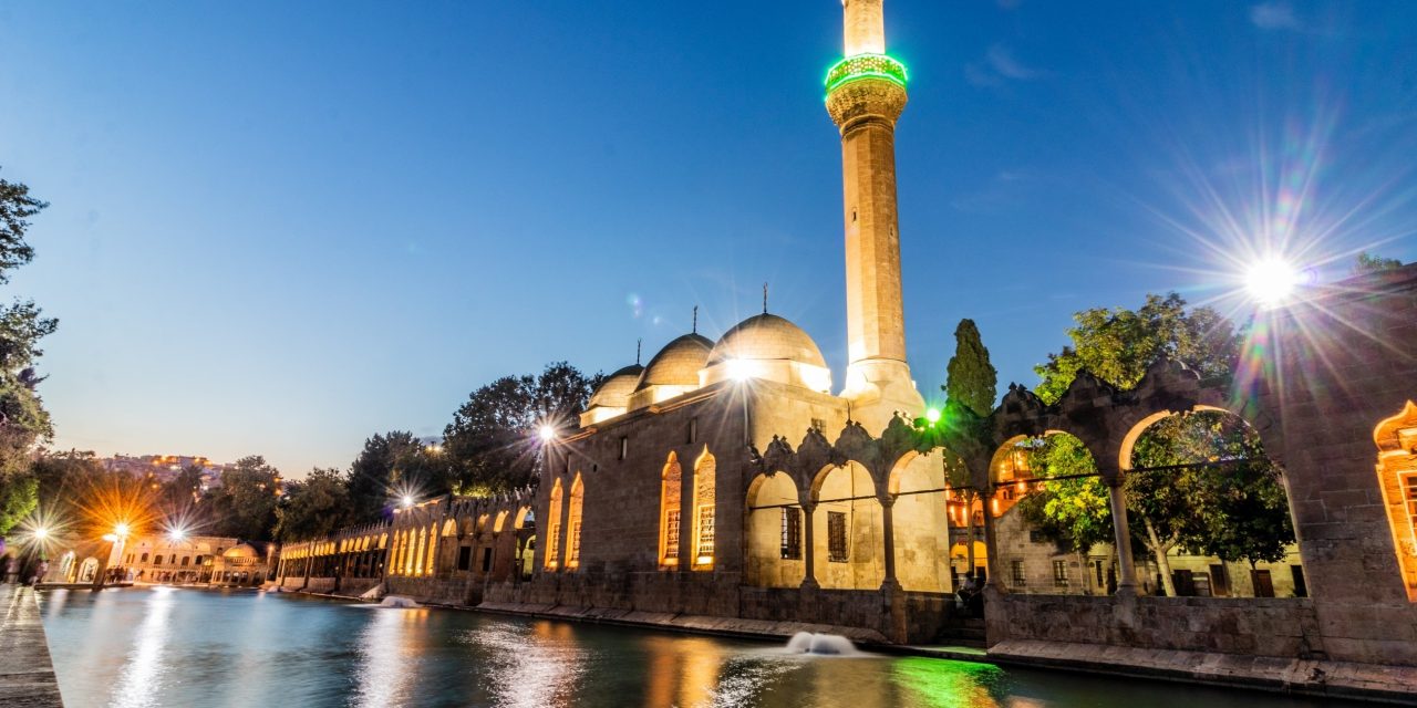 Ramazanda Maneviyatı Yaşamak İçin Gidilecek 5 Şehir