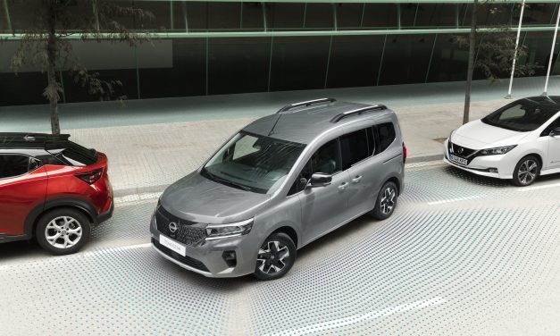 Yeni Nissan Townstar yollara çıktı