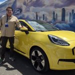 Ford araçları fişe taktı