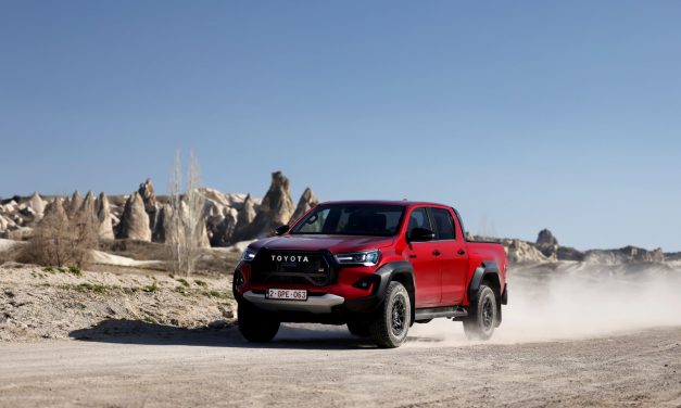 Dakar’lı Hilux Türkiye’de