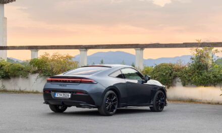 Honda  Prelude hibrit gücüyle yeniden yollarda