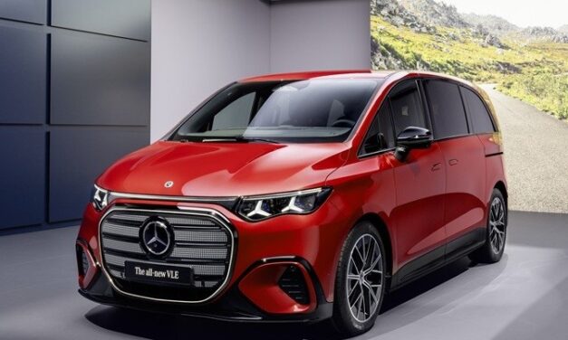 Lüks Elektrikli Mercedes VLE 203 kW güç ile gelecek