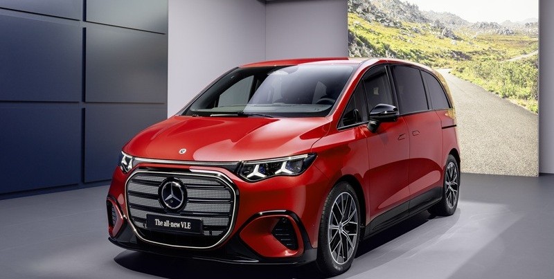 Lüks Elektrikli Mercedes VLE 203 kW güç ile gelecek