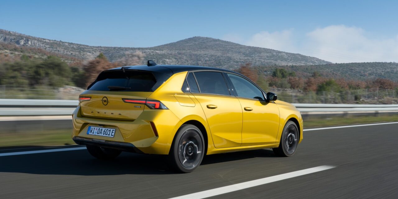 enilenen Opel Astra dizel motor ile gelecek 