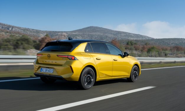 enilenen Opel Astra dizel motor ile gelecek 