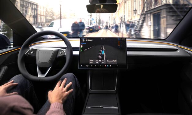 TESLA Avrupa’da denetimli sürüşü başlatıyor