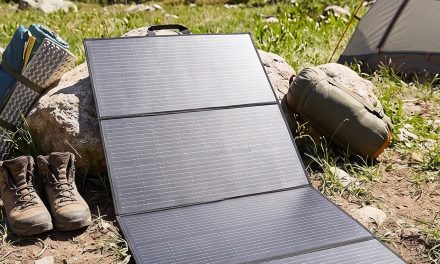 TAŞINABİLİR GÜNEŞ PANELLERİ DÖNEMİN ENERJİ ÇÖZÜMÜ OLUYOR