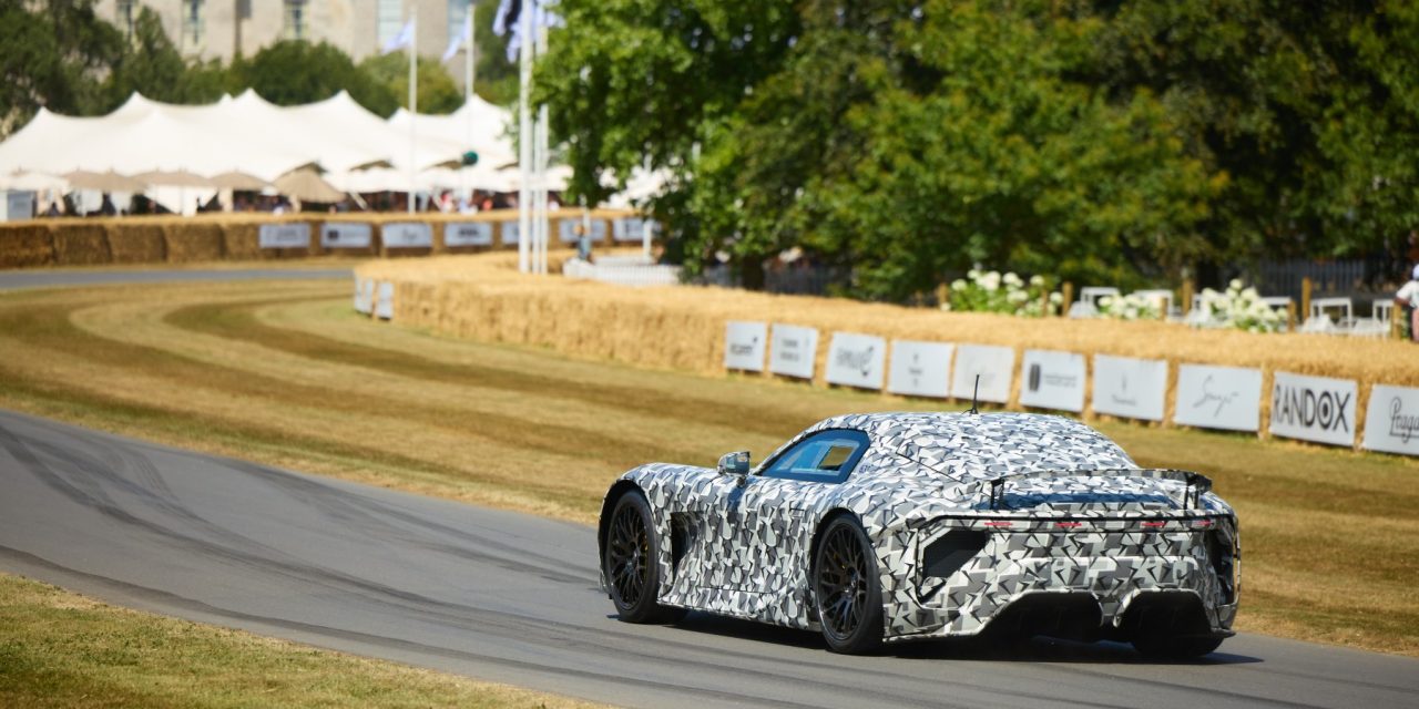 Lexus, LFA konsepti görücüye çıkardı