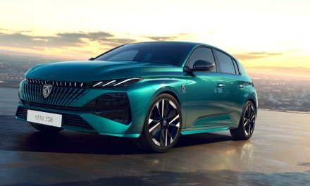 Yeni Peugeot 308 2.3 milyon TL’den başlıyor