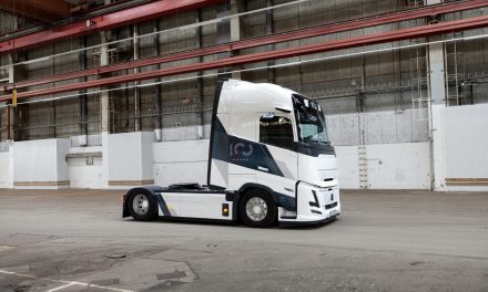 Volvo Trucks(tan , 100. Yıla Özel Seri Yola Çıkıyor